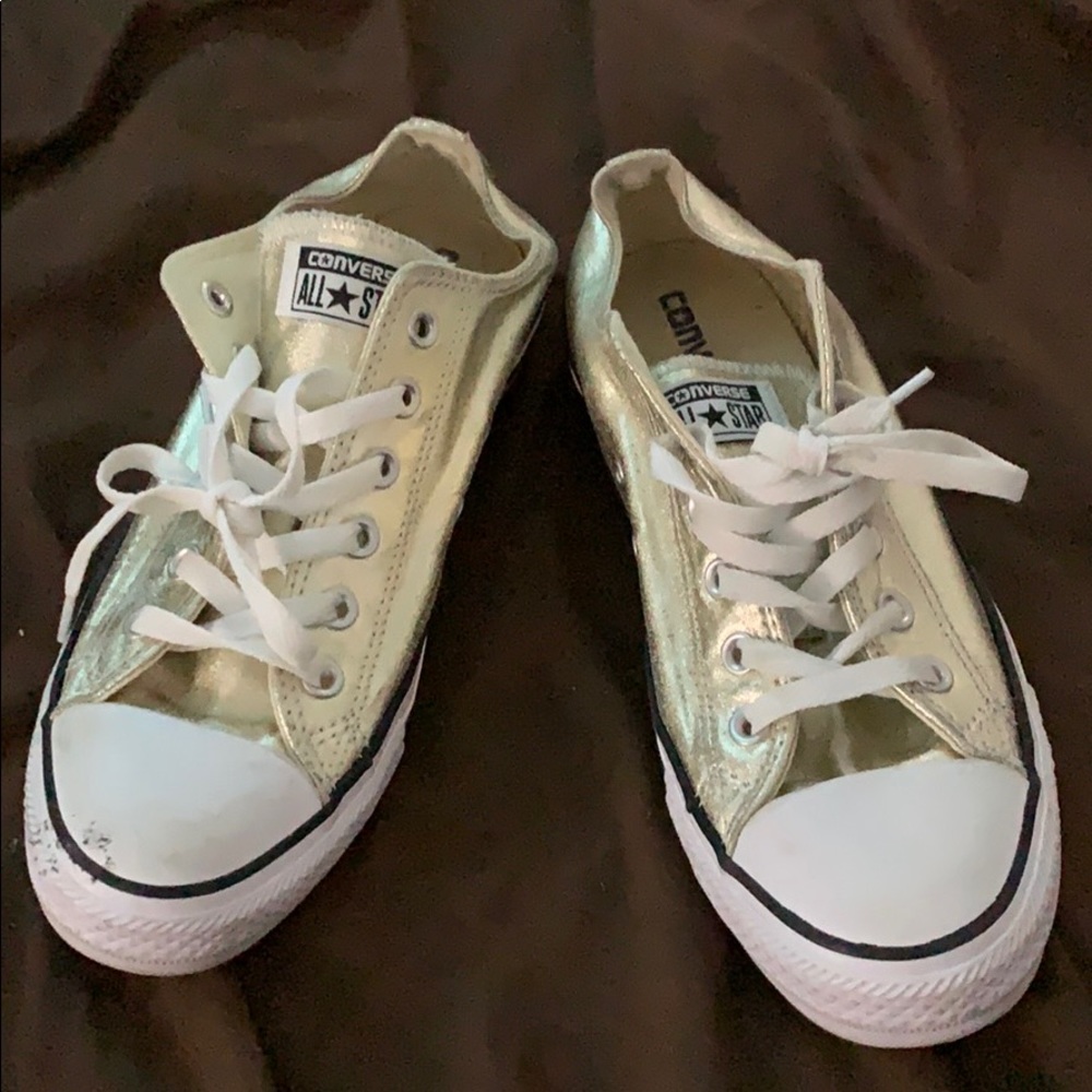 Gold Converse
